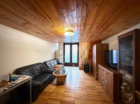 Eladó Lakás 1085 Budapest 8. kerület , 1085 Budapest 8, Palota negyed