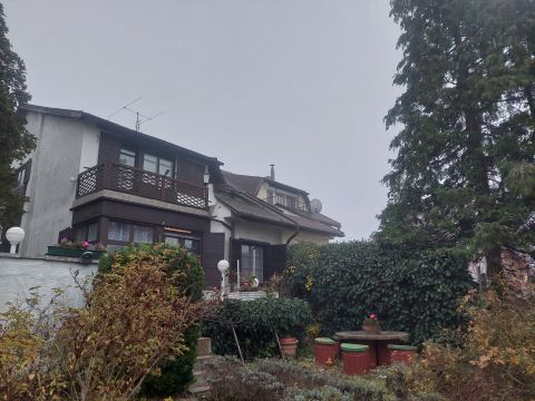 Eladó Ház 1028 Budapest 2. kerület 