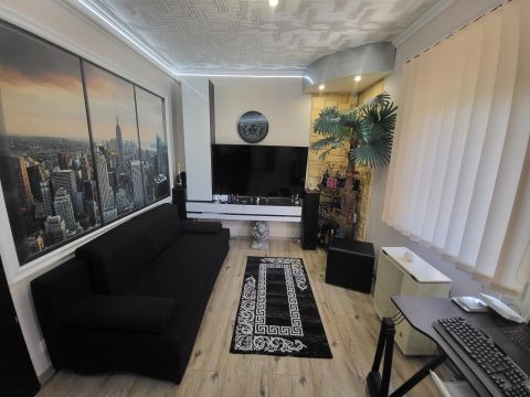 Eladó Ház 3000 Hatvan , Újhatvan egy közkedvelt részén