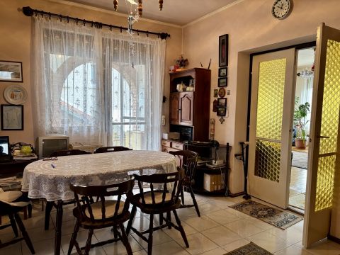 Eladó Ház 1162 Budapest 16. kerület 