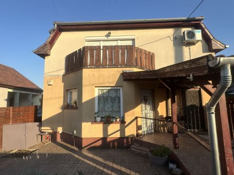 Eladó Ház 2347 Bugyi 