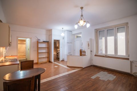 Eladó Lakás 1062 Budapest 6. kerület 