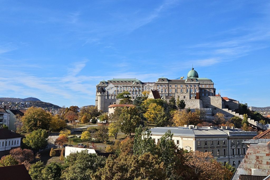 1013 Budapest 1. kerület — 1/30