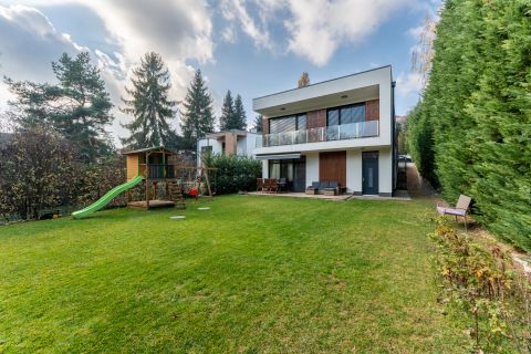 Eladó Ház 1029 Budapest 2. kerület 