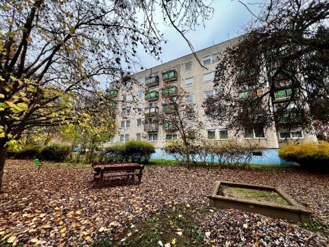 Eladó Lakás 4440 Tiszavasvári , 4440 Tiszavasvári, Vasútállomás