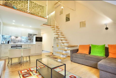 Eladó Lakás 1051 Budapest 5. kerület 