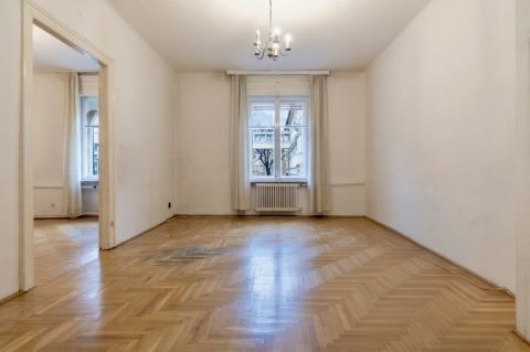 Eladó Lakás 1024 Budapest 2. kerület 