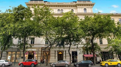 Eladó Lakás 1061 Budapest 6. kerület , Andrássy úton eladó luxus lakás