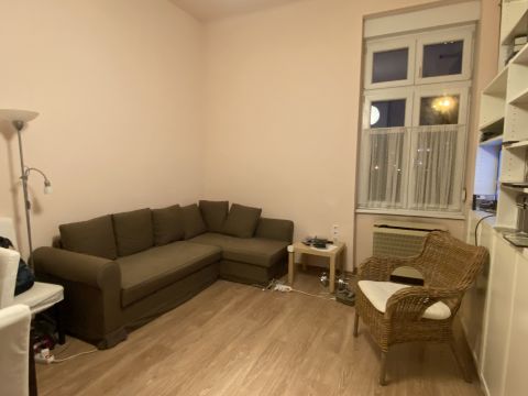 Eladó Lakás 1123 Budapest 12. kerület , MOM Parktól pár perc sétára, 1+félszobás lakás ELADÓ!  