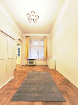 Eladó Lakás 1081 Budapest 8. kerület , 1081 Budapest 8, Erkel Színház