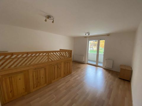 Eladó Lakás 8200 Veszprém , Sorompó utca