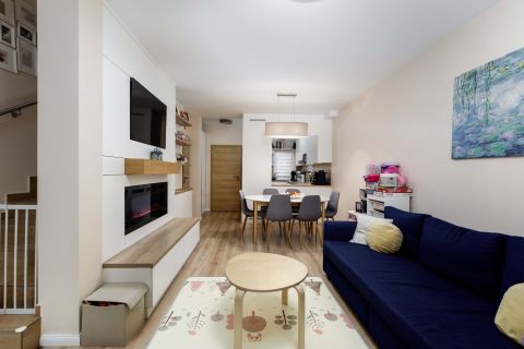 Eladó Lakás 9200 Mosonmagyaróvár Halászi úti Töltőállomás