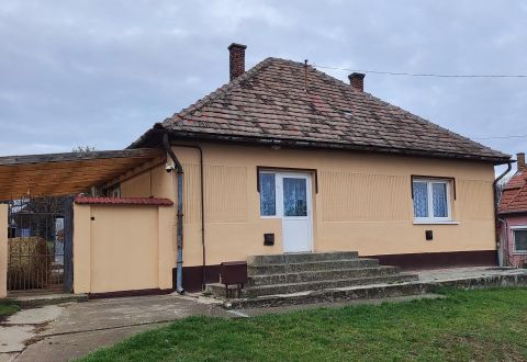 Eladó Ház 2175 Kálló 