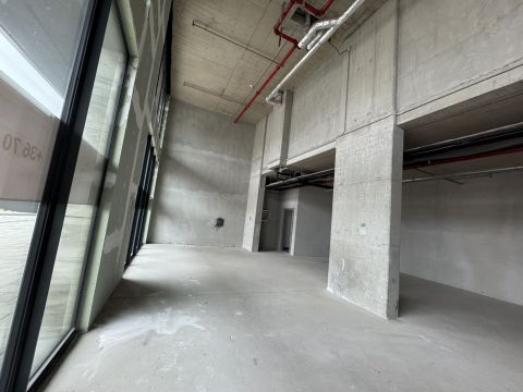 Eladó Üzlethelyiség 1133 Budapest 13. kerület , Kárpát utca 