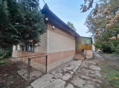 Eladó Ház 2360 Gyál , Vecsési úti Spar közelében