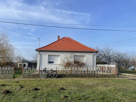 Eladó Ház 7211 Dalmand 