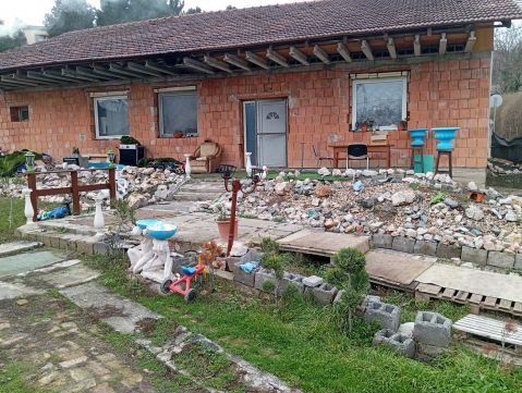 Eladó Ház 2400 Dunaújváros 