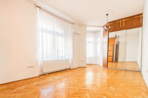 Eladó Lakás 1111 Budapest 11. kerület 