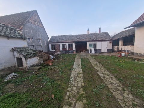 Eladó Ház 7759 Lánycsók 