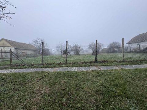 Eladó Telek 7811 Bisse 