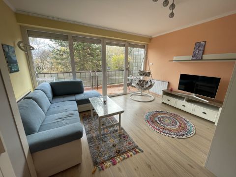 Kiadó Lakás 1125 Budapest 12. kerület , Kútvölgyi út