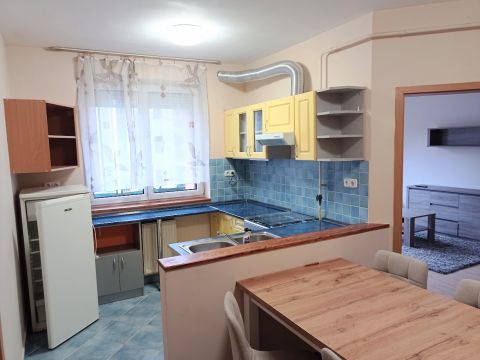 Kiadó Lakás 8900 Zalaegerszeg 