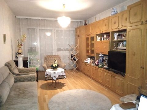 Eladó Lakás 8400 Ajka , 8400 Ajka, Központi