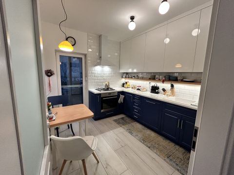 Eladó Ház 2013 Pomáz , Pomáz Messelia