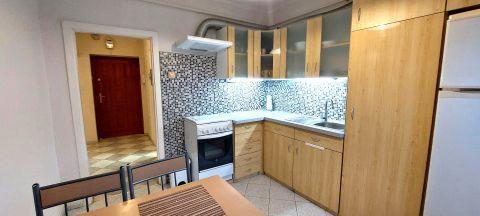 Eladó Lakás 9700 Szombathely , KISZ-en 1. emeleti szép állapotú lakás eladó!