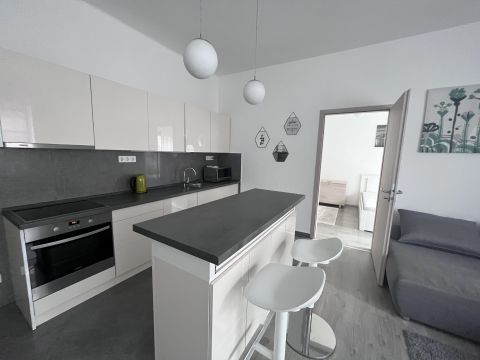 Eladó Lakás 7621 Pécs 