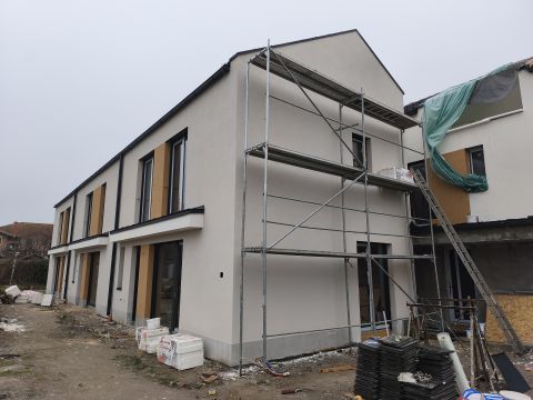 Eladó Ház 2330 Dunaharaszti , Bezerédi lakóparkban újépítésű sorházi lakások