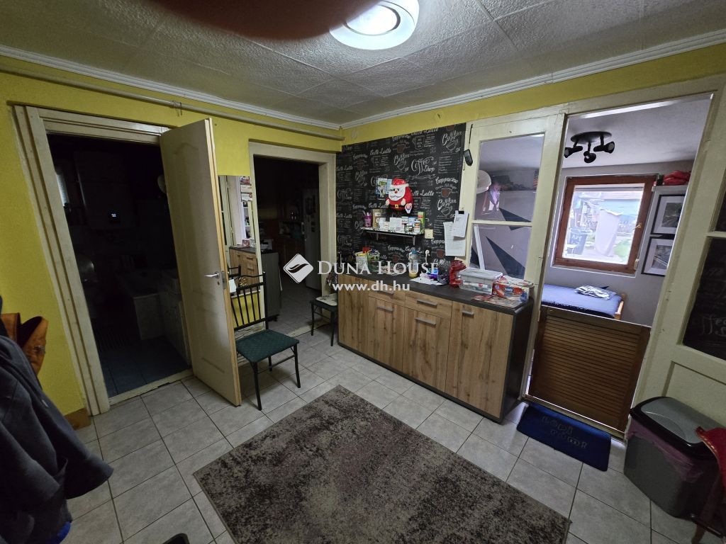 Eladó Ház 2132 Göd, 