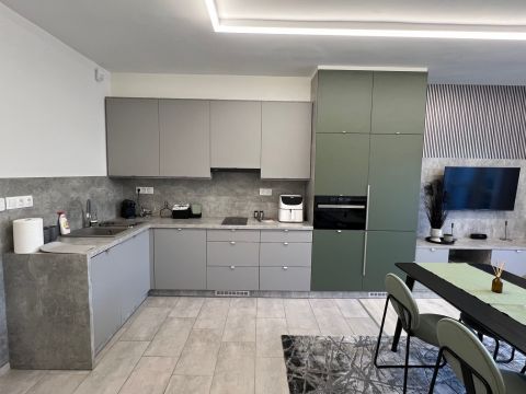 Kiadó Lakás 6000 Kecskemét Kecskeméten Izsáki úton kertkapcsolatos lakás kiadó