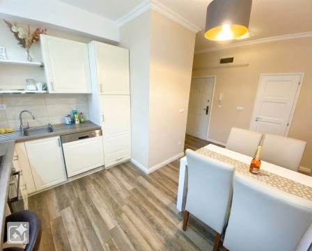 Eladó Lakás 6000 Kecskemét , Belvárosban 73 nm-es, 2,5 szobás gyönyörűen felújított lakás