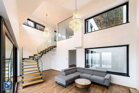 Eladó Lakás 1029 Budapest 2. kerület Budaliget Panorámás Penthouse