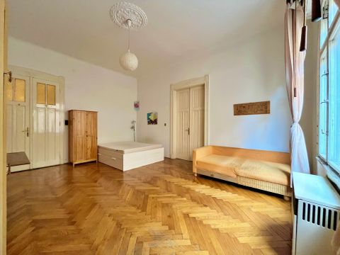 Eladó Lakás 1081 Budapest 8. kerület 