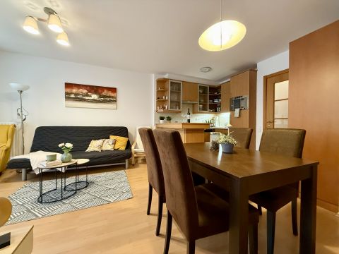 Eladó Lakás 8230 Balatonfüred Balatonfüred kedvelt részén