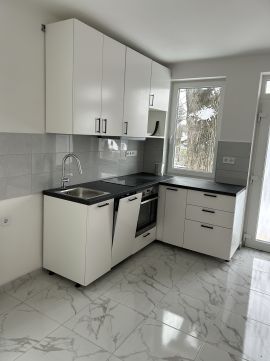 Kiadó Ház 1025 Budapest 2. kerület , Vöröstorony lejtő