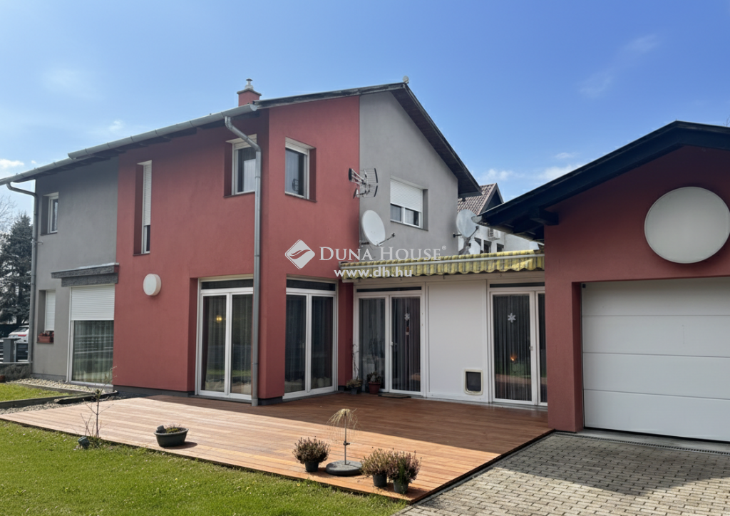 8648 Balatonkeresztúr — 1/27