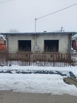 Eladó Ház 2213 Monorierdő Központhoz közel