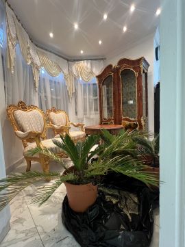 Eladó Ház 2011 Budakalász , Hőszigetelt, 7 szobás, újszerű, energiatakarékos családi ház