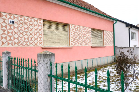 Eladó Ház 9330 Kapuvár , Győri út közelében