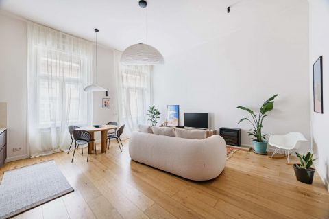 Kiadó Lakás 1051 Budapest 5. kerület 