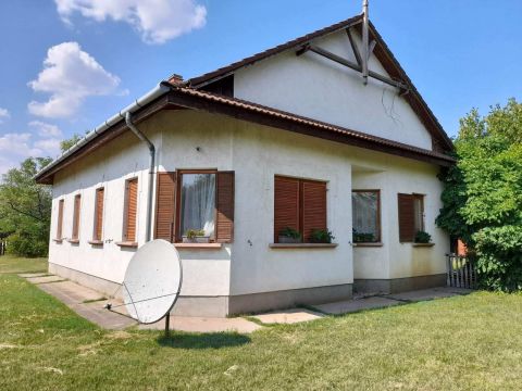 Eladó Ház 6760 Kistelek Stilusos tanya 