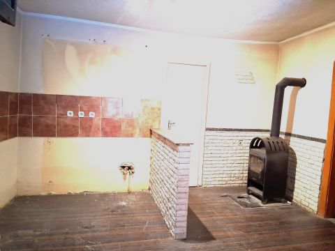 Eladó Ház 8660 Tab Központ közeli családi ház!