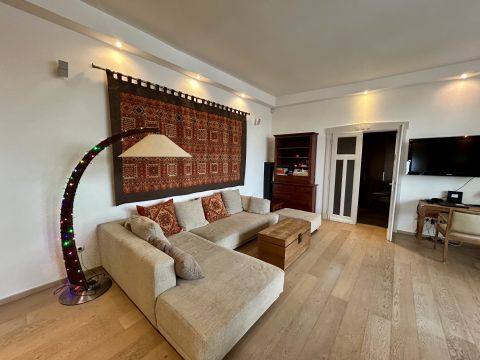 Eladó Lakás 1105 Budapest 10. kerület Világos, panorámás penthouse lakás a X. kerületben!