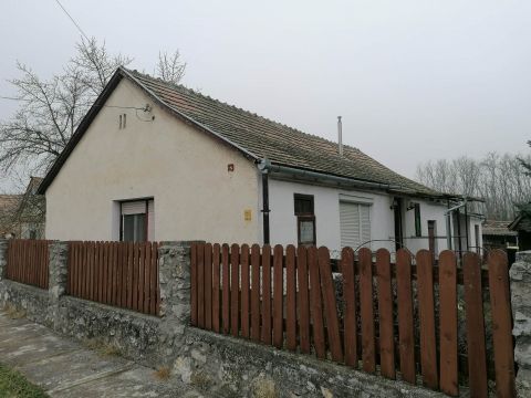 Eladó Ház 7823 Kistapolca 