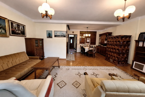 Eladó Ház 6000 Kecskemét SORHÁZI INGATLAN NYUGODT KÖRNYEZETBEN