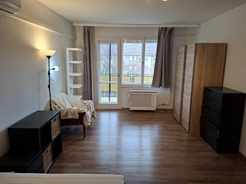 Eladó Lakás 6721 Szeged , A Szilléri sugár mellett