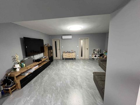 Eladó Ház 2244 Úri 